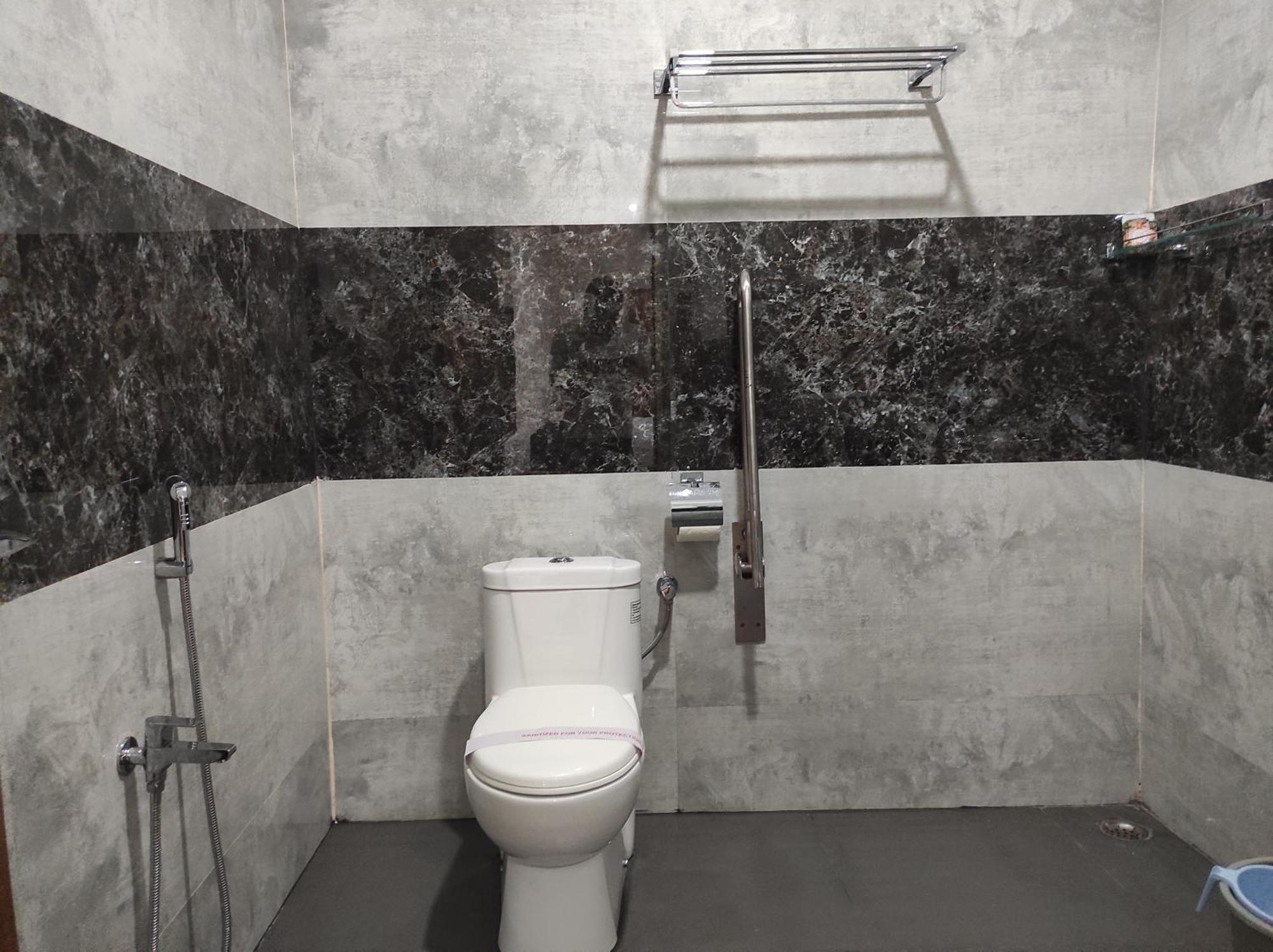 Hotel A G Palace Duliagaon المظهر الخارجي الصورة
